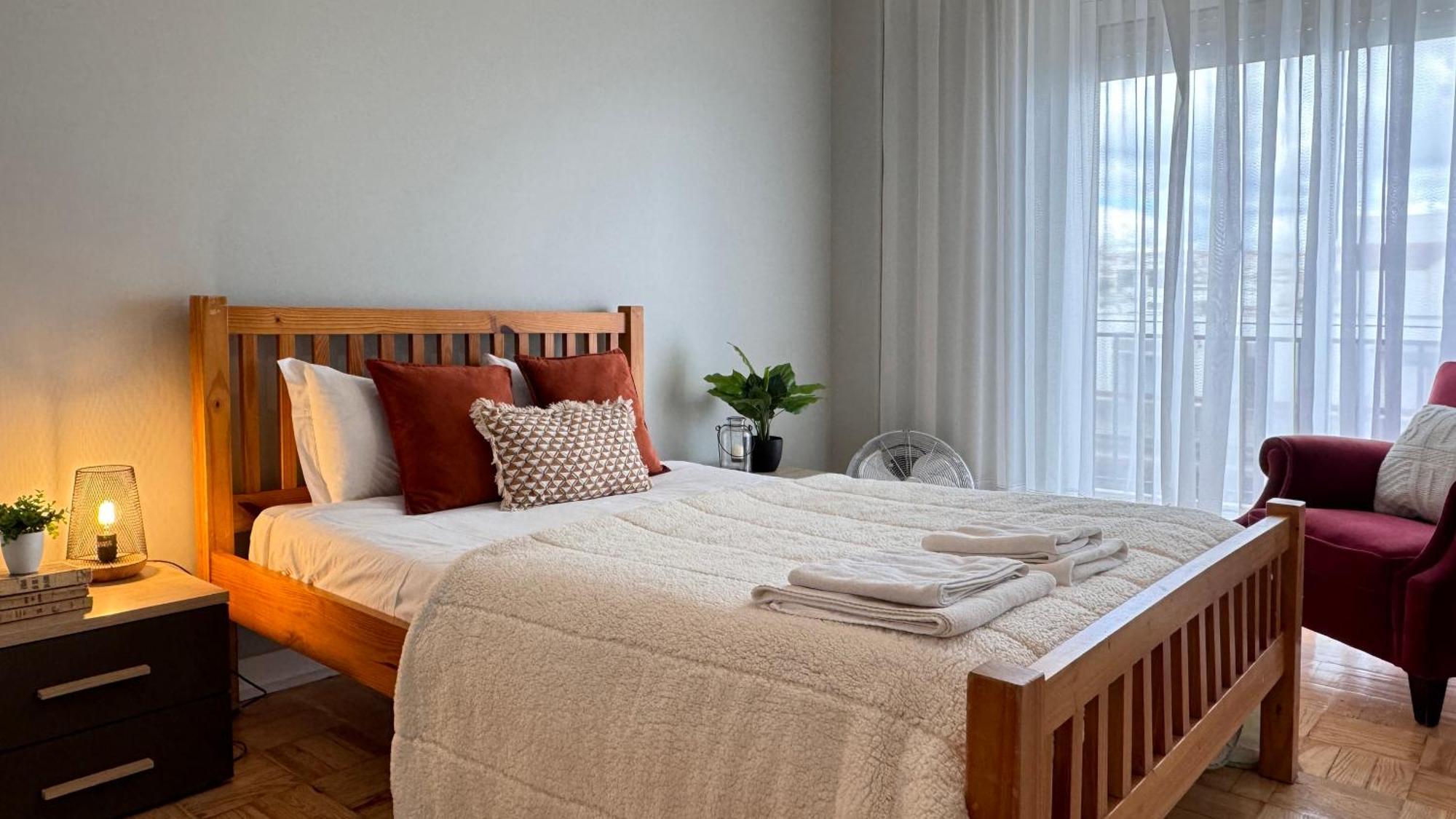 Sunny 4 Bedroom Apartment - With View Coimbra Ngoại thất bức ảnh